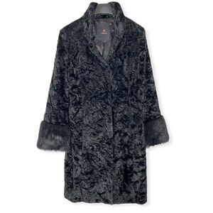 𝅺VINTAGE Laura Faux Fur Jacket